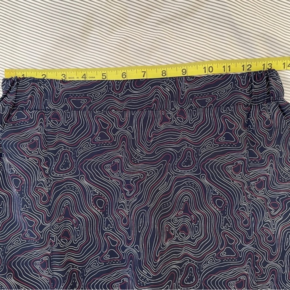 Lohla Sport Women’s‎ Golf Skirt/Skort Ink Swirl Blue Red White size 6 - Picture 7 of 7